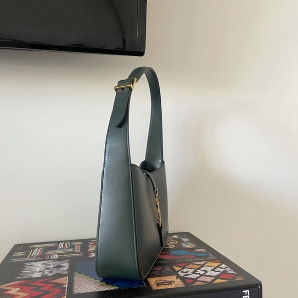 Ysl calfskin shoulder bag - Picture 4 of 11